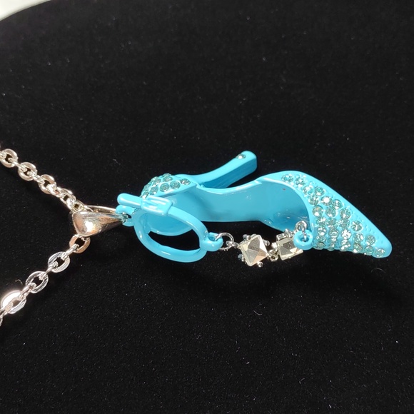 Turquoise Ankle Strap High Heel Shoe Necklace - Picture 4 of 4